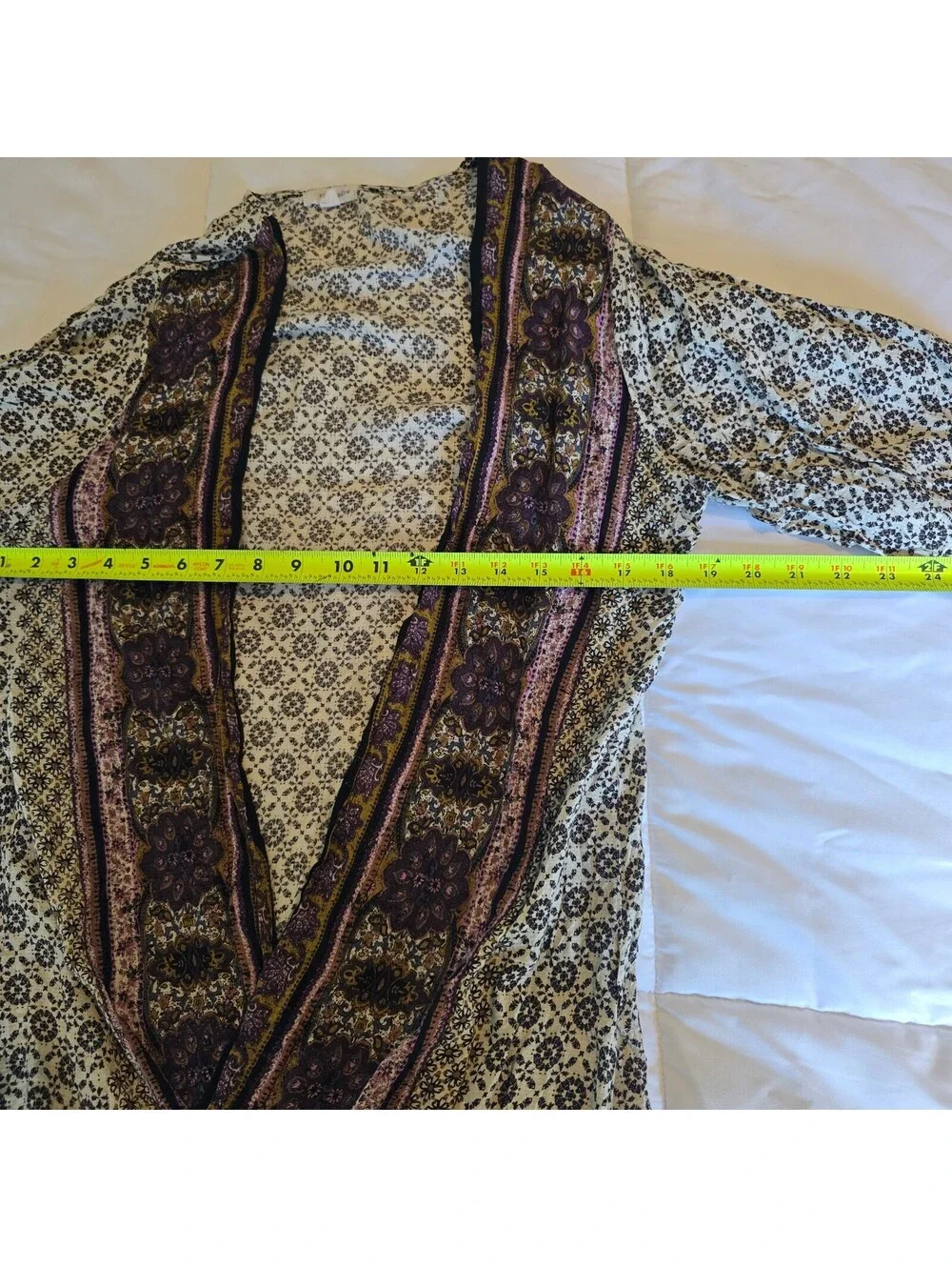 Eyeshadow patterned wrap dress